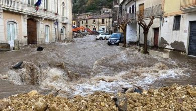 Photo of Fiume Caudino esplode all’improvviso e solleva la piazza: le immagini
