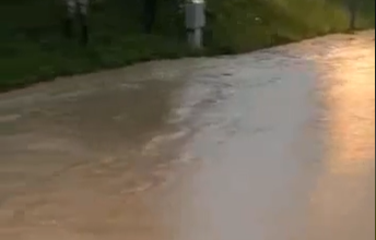 Photo of VIDEO – NUBIFRAGIO a Cortina d’Ampezzo: fiumi di fango e allagamenti