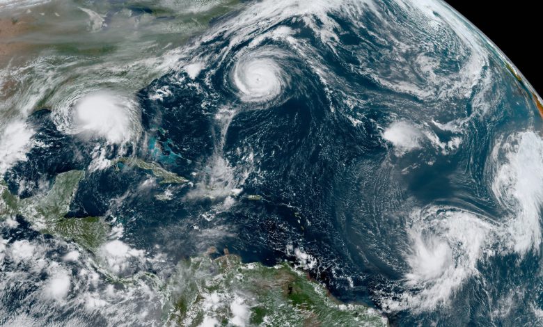 atlantico uragano cicloni