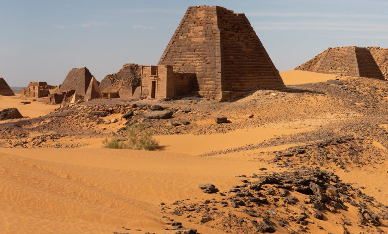 maltempo sudan piramidi