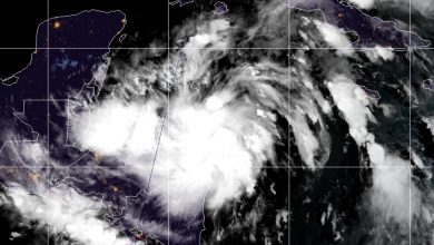Photo of La TEMPESTA TROPICALE ZETA nel mar dei Caraibi: minaccia URAGANO