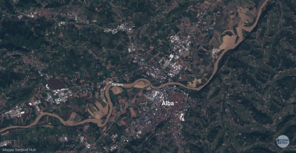 Il Tanaro in piena ad Alba