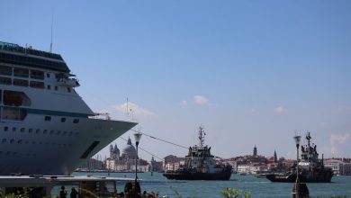 Photo of Grandi navi a Venezia, arriva lo stop del governo: ecco cosa cambia