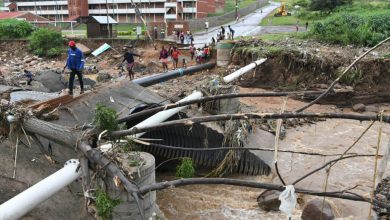 Photo of Alluvioni disastrose in Sudafrica: oltre 300 i morti, a Durban metà della pioggia annuale in 48 ore