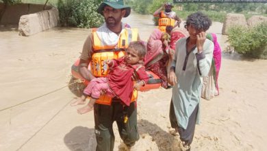 Photo of Strage in Pakistan, più di mille le vittime delle alluvioni. Il ruolo della crisi climatica