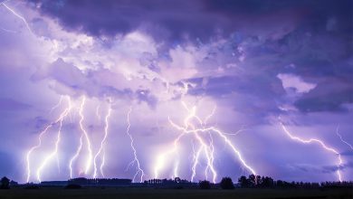 Photo of I fulmini sono di gran lunga il fenomeno più pericoloso associato ai temporali: cosa fare per proteggersi