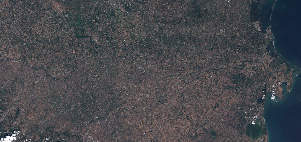 La pianura romagnola lungo il Fiume Po. Agosto 2022