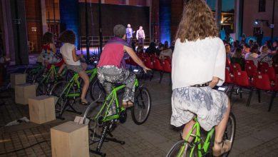 Photo of Torna il Teatro a Pedali con i suoi spettacoli che uniscono arte e sostenibilità. Solo pedalando si illumina la scena