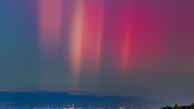 Photo of Aurora boreale, che spettacolo nei cieli del Nord Italia! E occhio al possibile bis