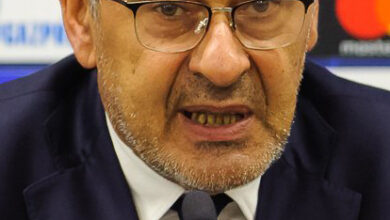 Photo of Sarri resta alla Lazio: ma quanto durerà la pace con Lotito? Si prospetta un mercato difficile e pieno di rinunce