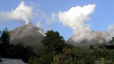 Photo of Indonesia, nuova eruzione del vulcano Lewotobi Laki-Laki: nube di cenere alta 18 km