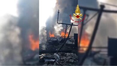 Photo of Esplosione a Roma: violenta deflagrazione al Prenestino, ci sono feriti