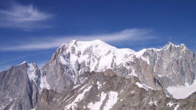 Photo of Monte Bianco: alpinista lombardo muore travolto da un seracco