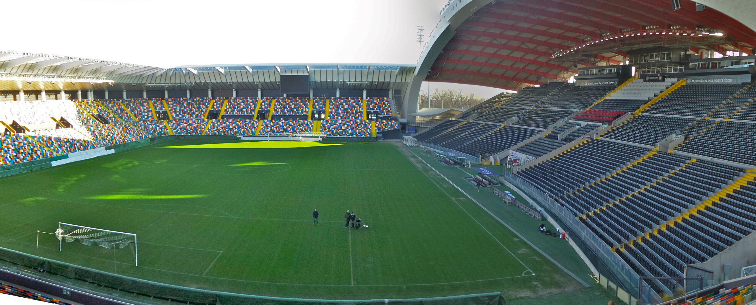 Stadio_Friuli_Udine_Crediti_Pottercomuneo_Wikipedia-Creative-Commons