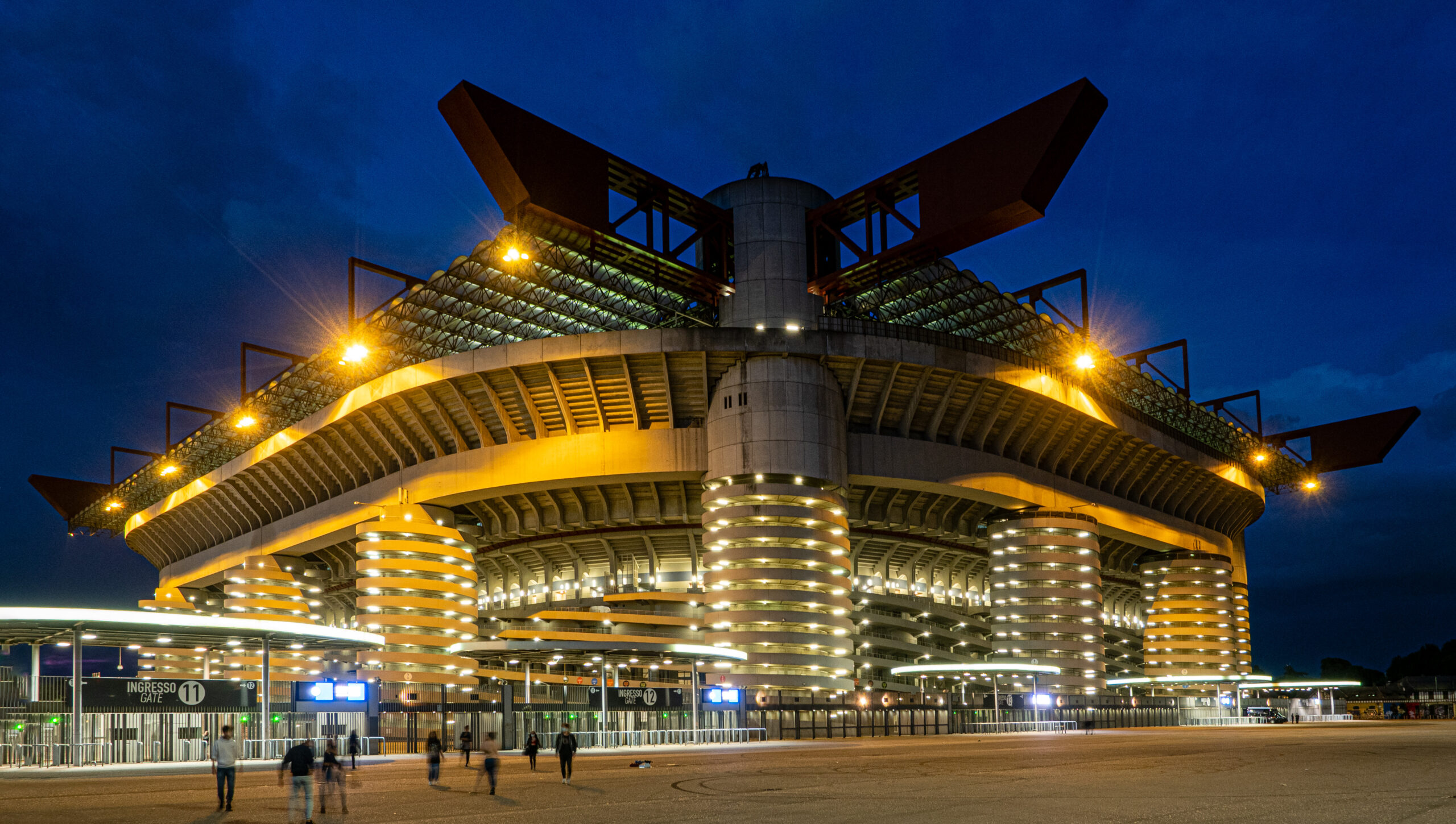 Stadio_Meazza_San Siro_Inter_Milan_Crediti_Prelvini_Wikipedia Creative Commons