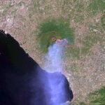 incendio Vesuvio da satellite