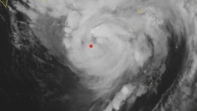 Photo of Il tifone Nakri flagella il Giappone: venti a 180 km/h e piogge torrenziali