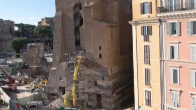 Photo of Crollo della Torre dei Conti a Roma: paura nel cuore dei Fori Imperiali