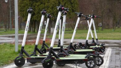 Photo of Piacenza, 18enne fermato su monopattino elettrico a 98 km/h senza casco