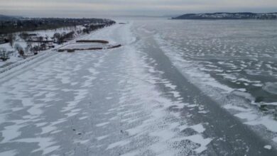 Photo of Gelo artico in Europa centrale: Lago Balaton ghiacciato in Ungheria