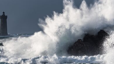 Photo of Tempesta in Francia: venti da uragano e rischio mareggiate, è allerta rossa