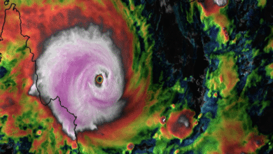 Photo of Austrialia, il ciclone Narelle avanza con raffiche a 285 km/h