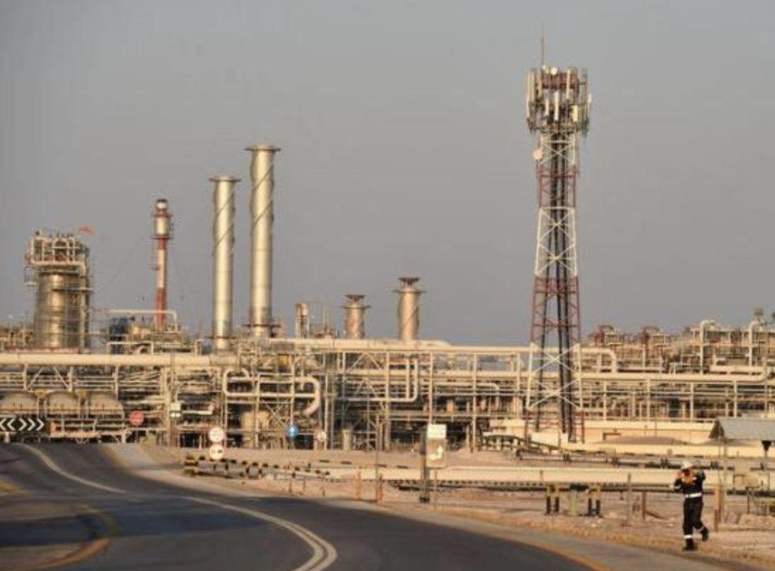 raffineria, petrolio, arabia