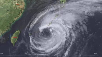 Photo of Tifone Jangmi colpisce Okinawa: vento forte, piogge ed evacuazioni