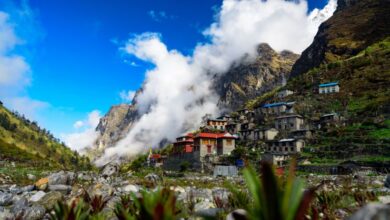 Photo of Disastro tra Nepal e Tibet: crollo glaciale scatena un’alluvione catastrofica